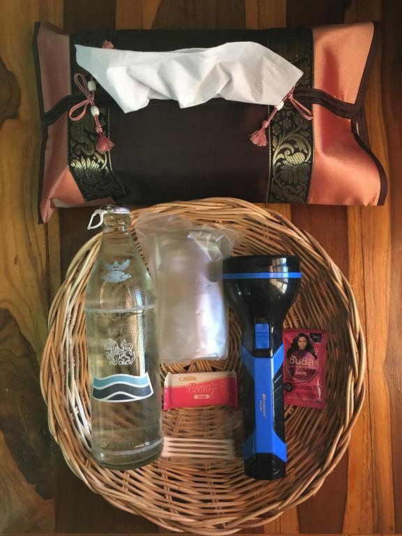סוקותאי Happy Guesthouse Bungalow מראה חיצוני תמונה